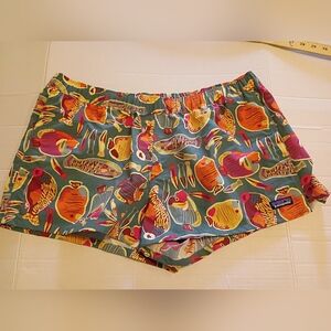 Patagonia Women's Barely Baggies Sz L NWT